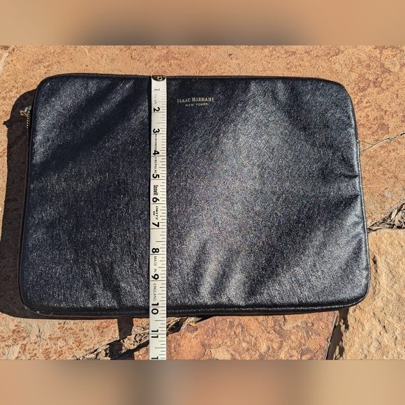 Isaac Mizrahi New York laptop large iPad or a notebook PC Leather padded cover - Picture 7 of 10